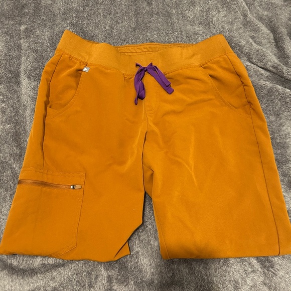 Figs Atlantic Fall Scrub Set - Picture 8 of 9